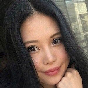 emibabylee|Emi Baby – Age, Bio, Personal Life, Family & Stats.